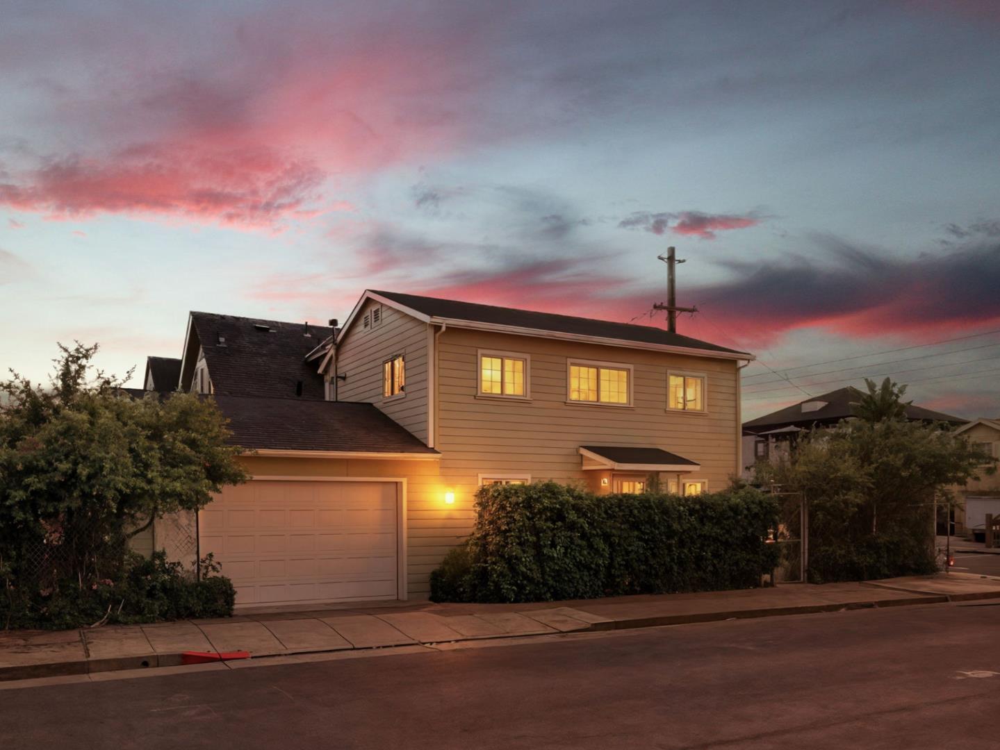 2930 Magnolia Street