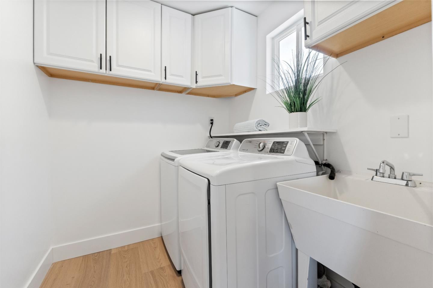 4172 Will Rogers Drive