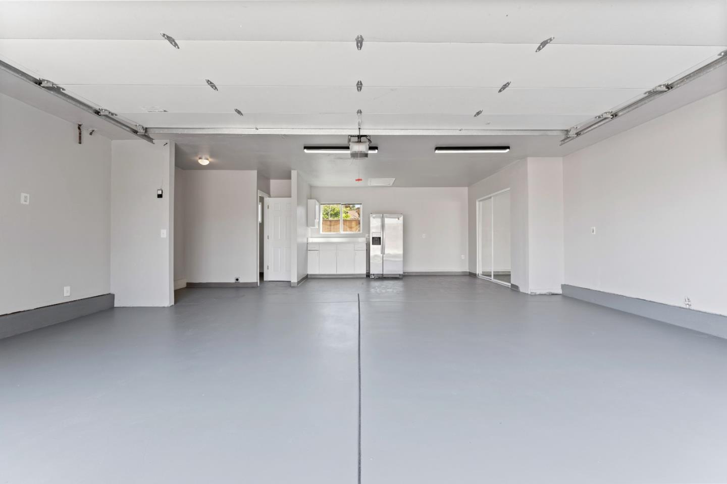 4172 Will Rogers Drive