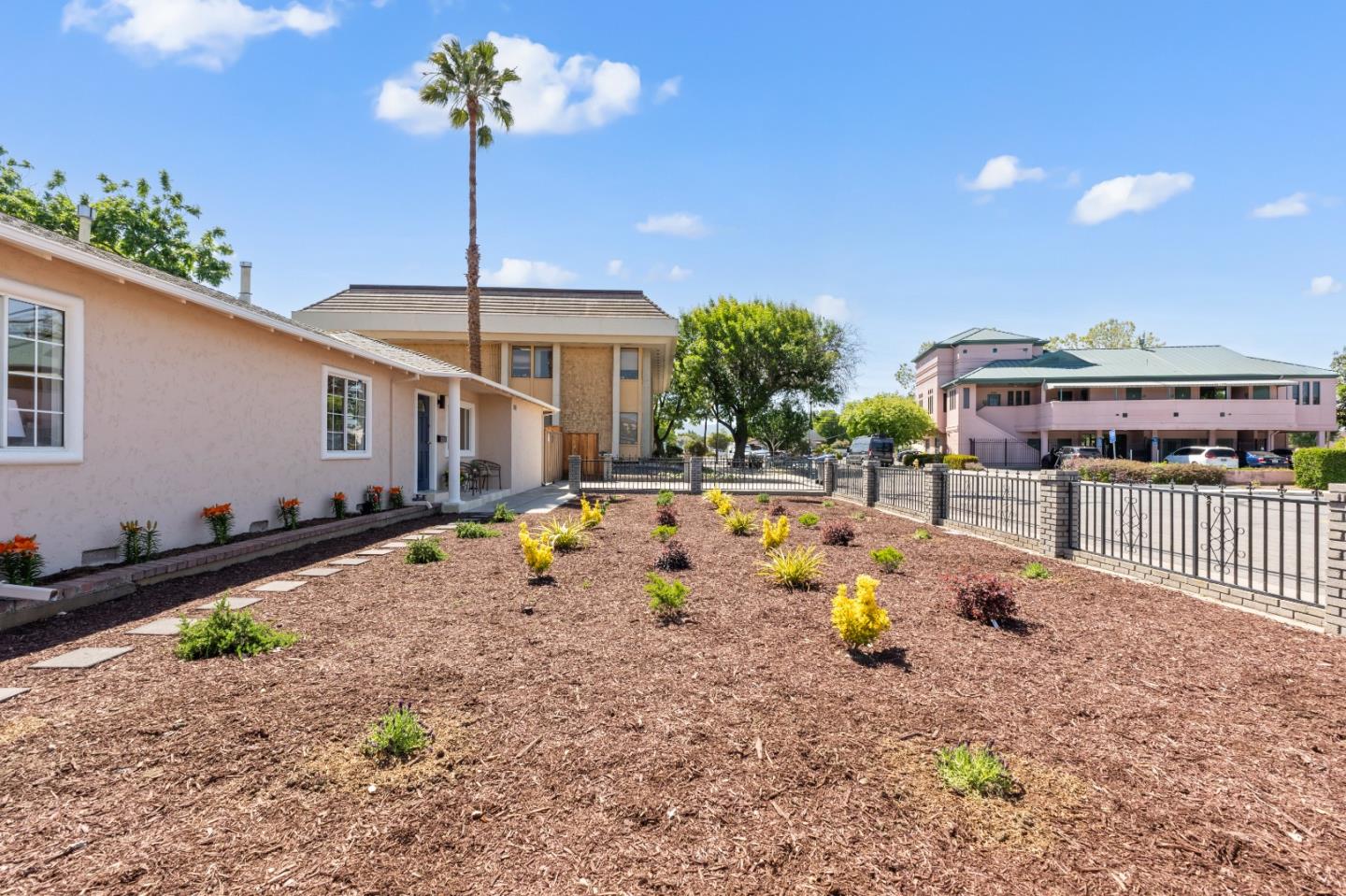 4172 Will Rogers Drive