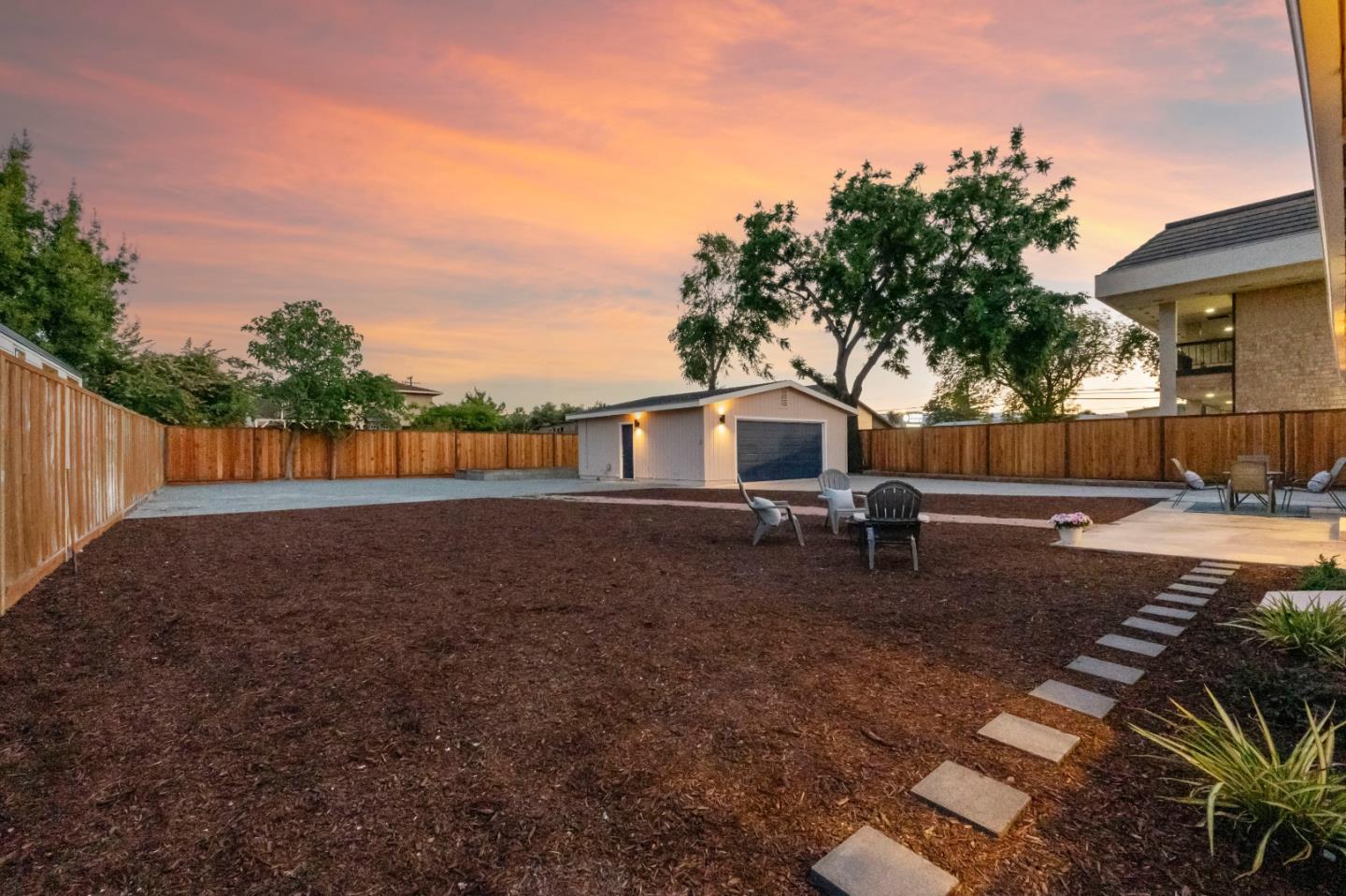 4172 Will Rogers Drive