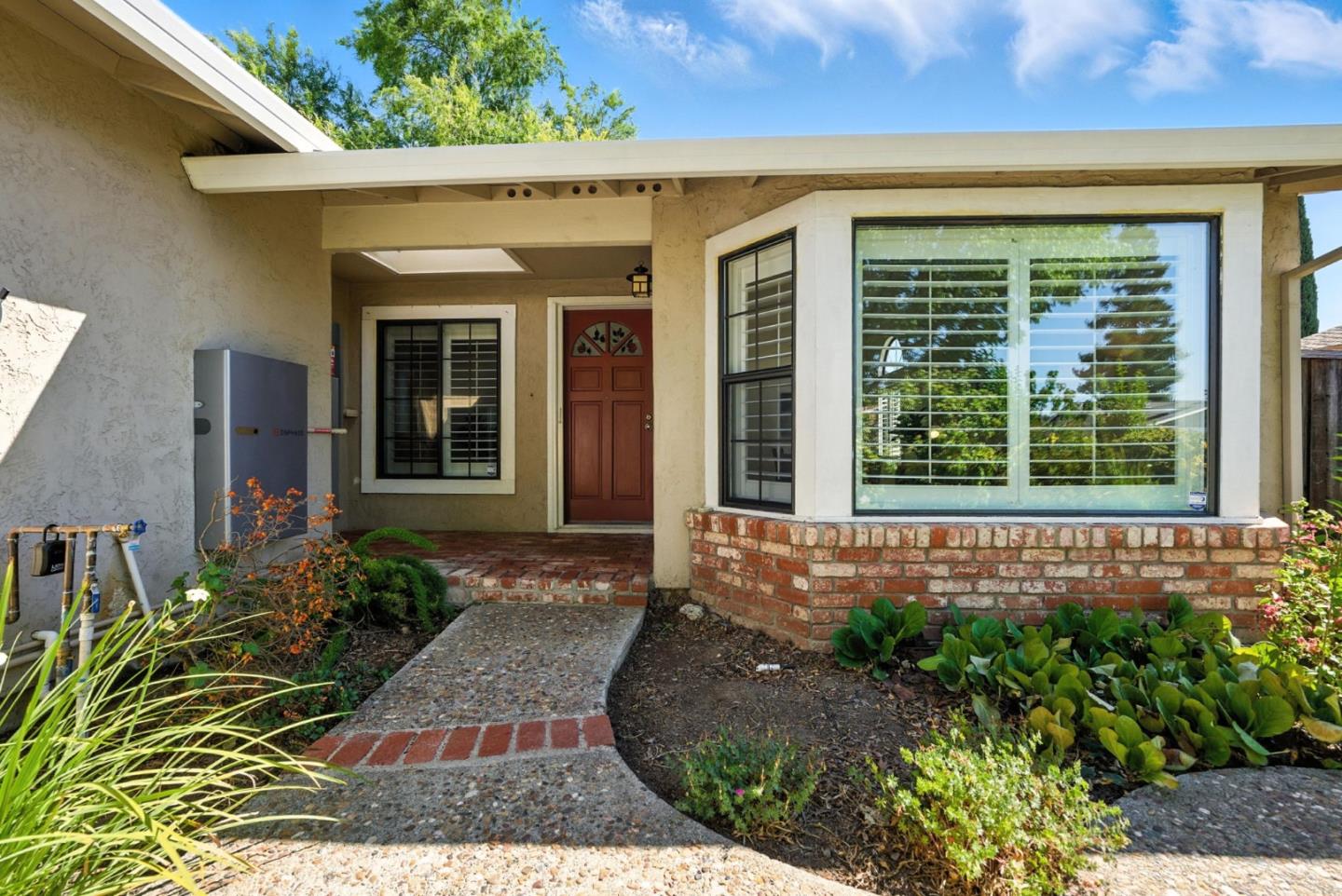 5241 Felicia Avenue