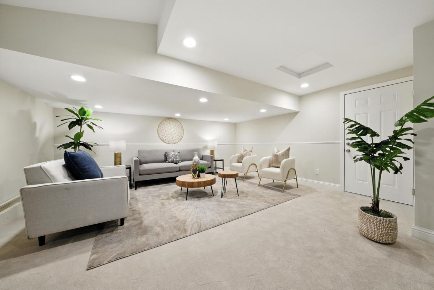 4957 New Compton Court