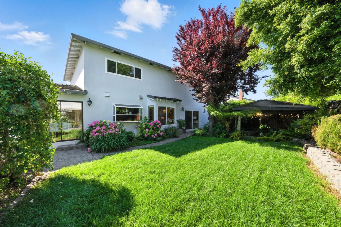 4957 New Compton Court