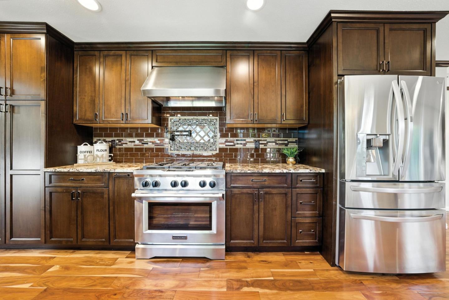 4957 New Compton Court