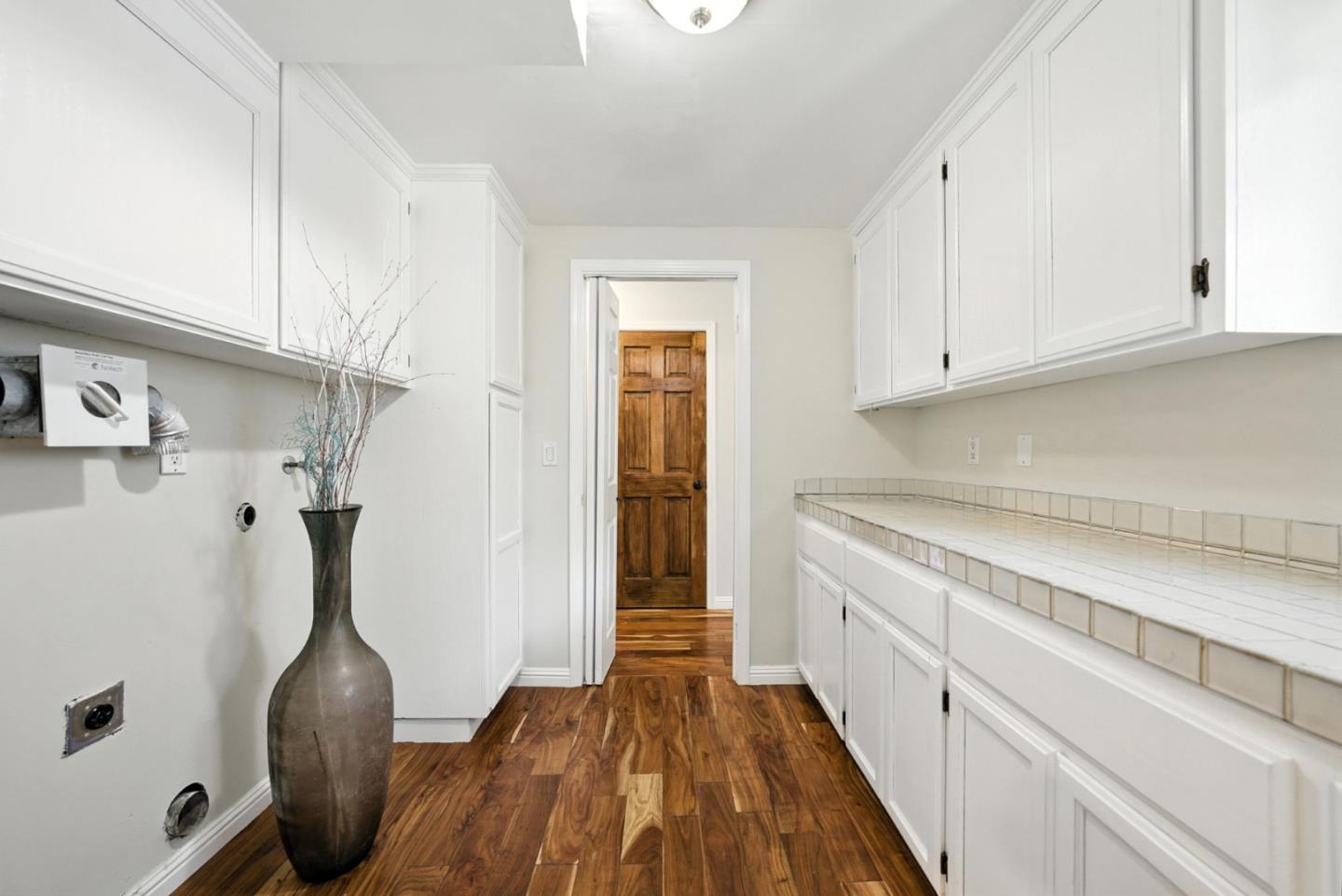 4957 New Compton Court