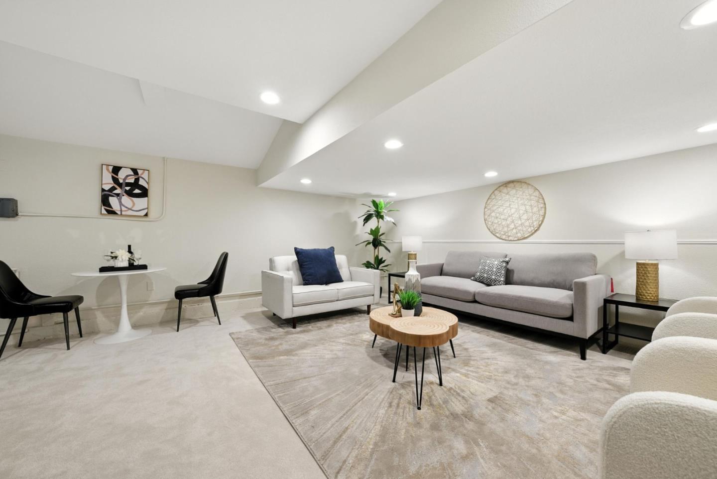 4957 New Compton Court