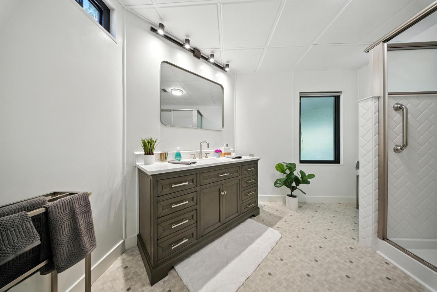 26 Quail Hollow Drive Unit: 26