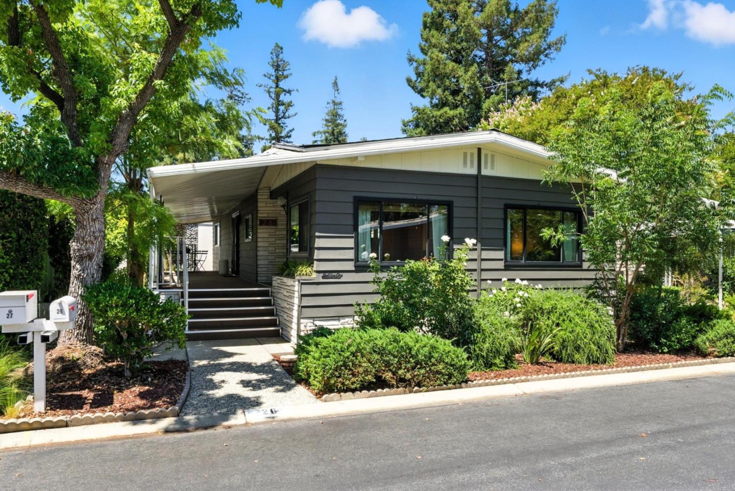 26 Quail Hollow Drive Unit: 26