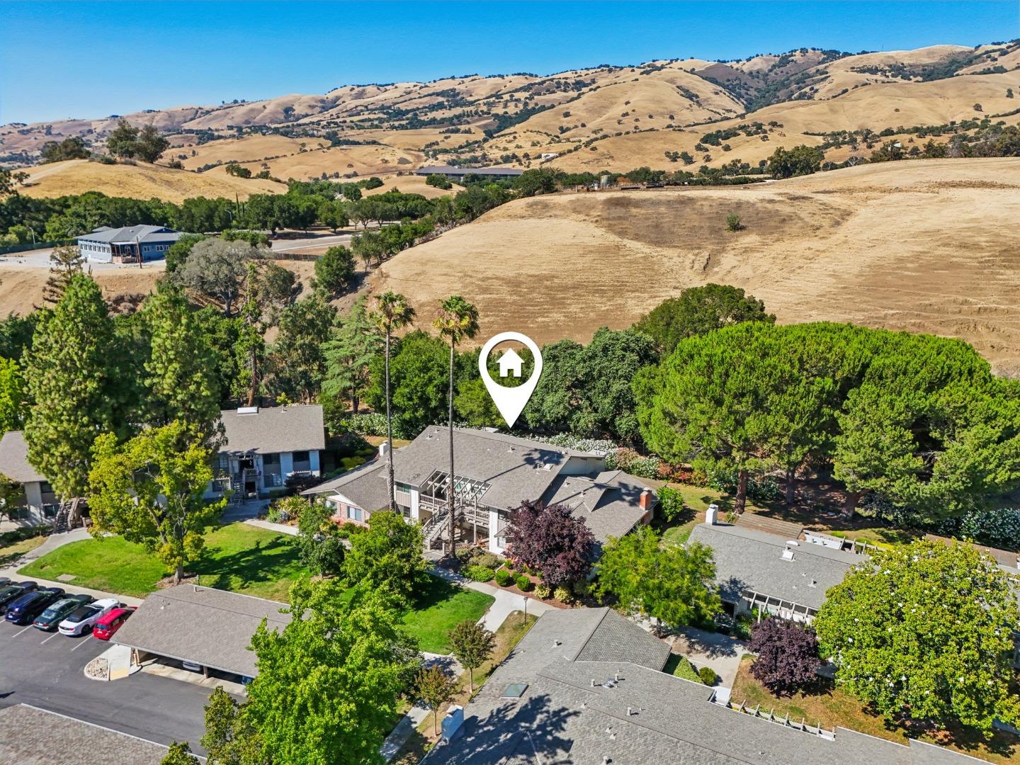5286 Cribari Heights
