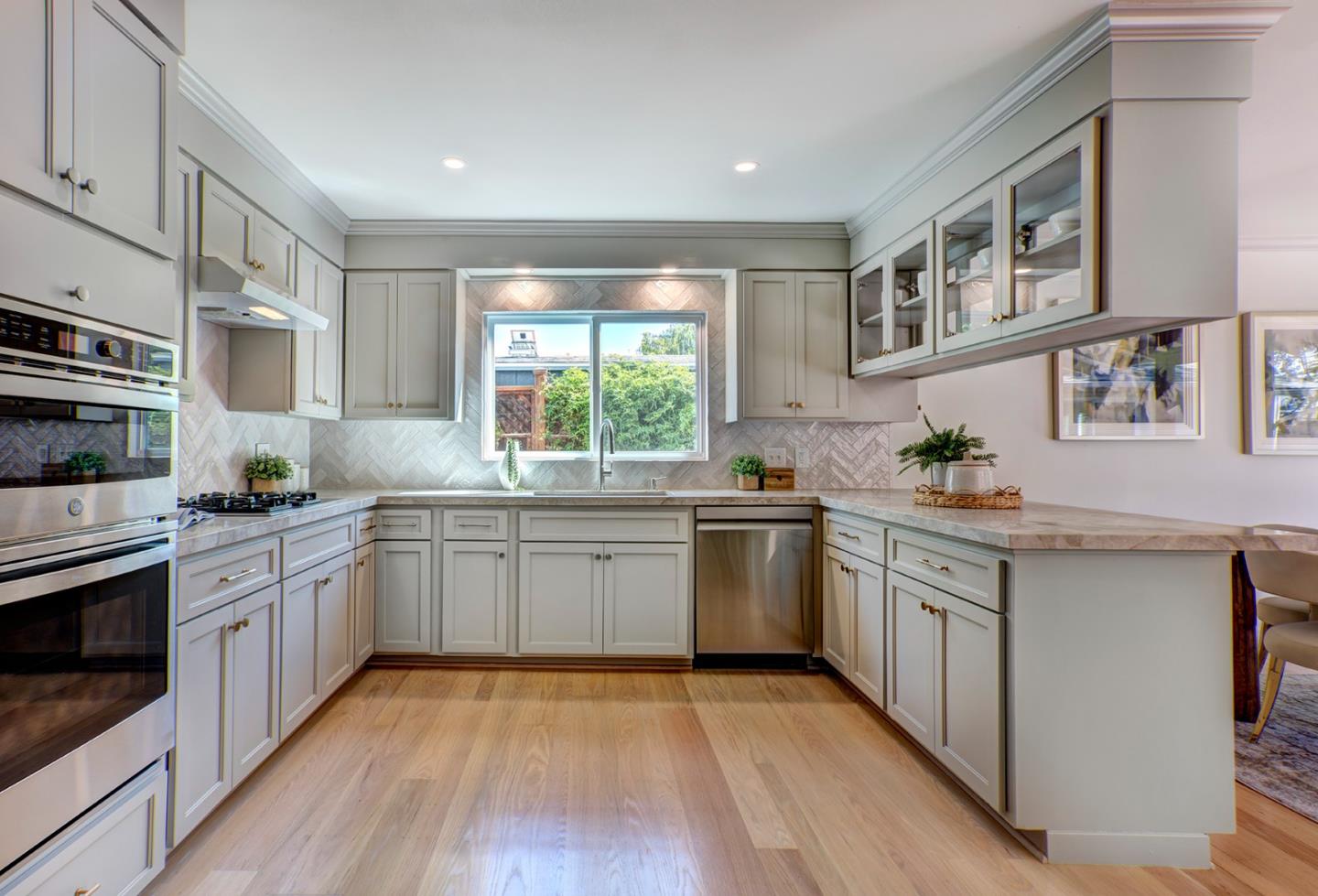 2628 Delaware Avenue