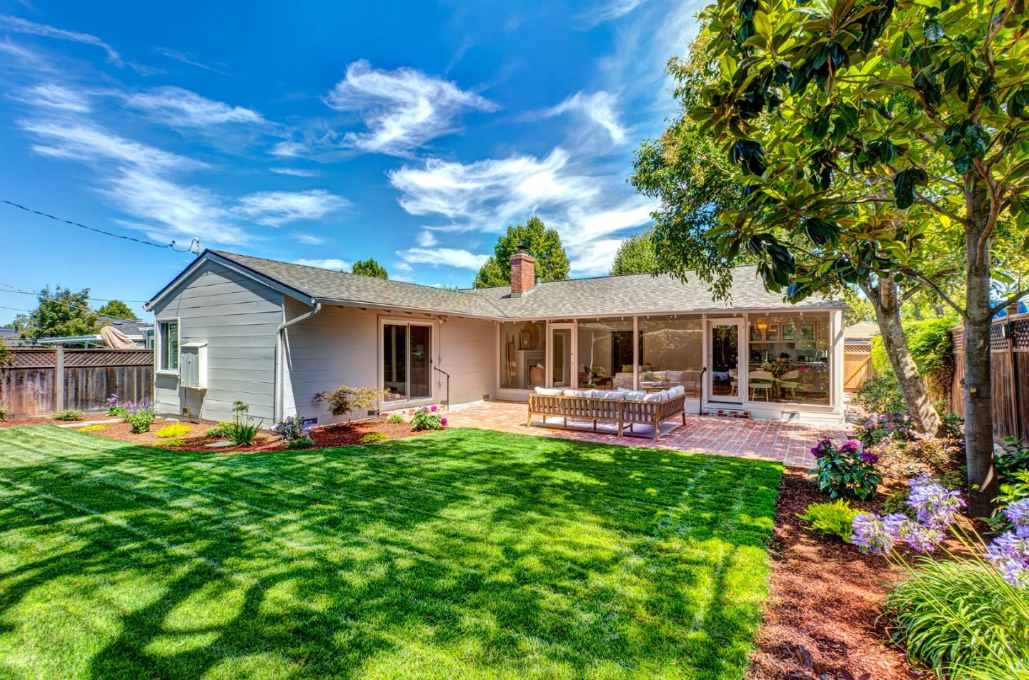 2628 Delaware Avenue