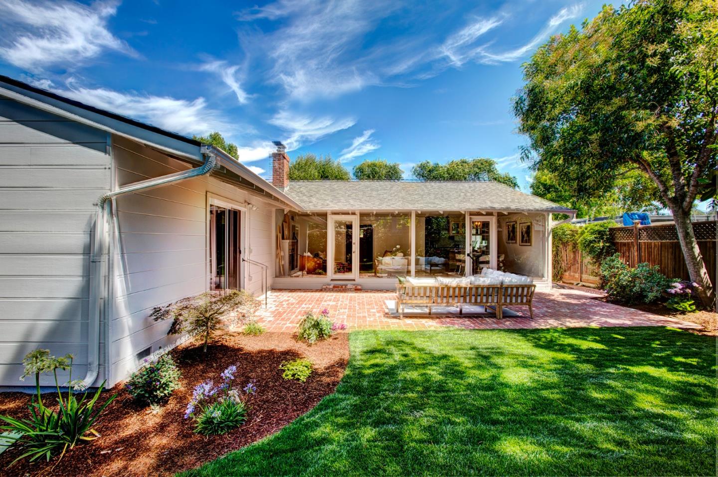 2628 Delaware Avenue