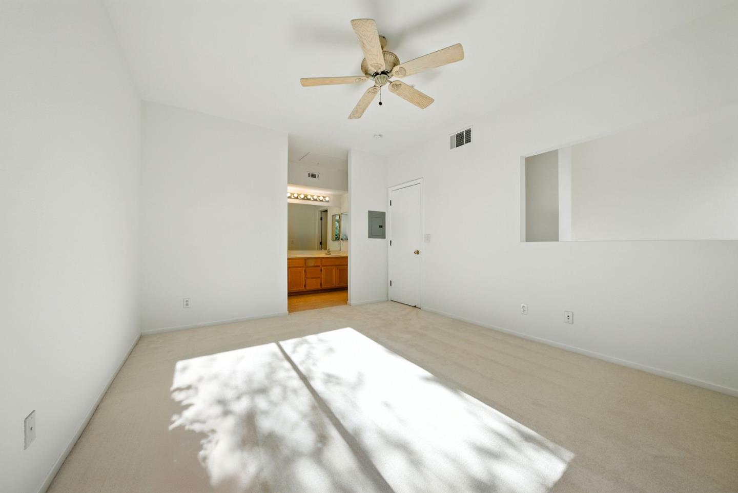 561 Manhattan Place