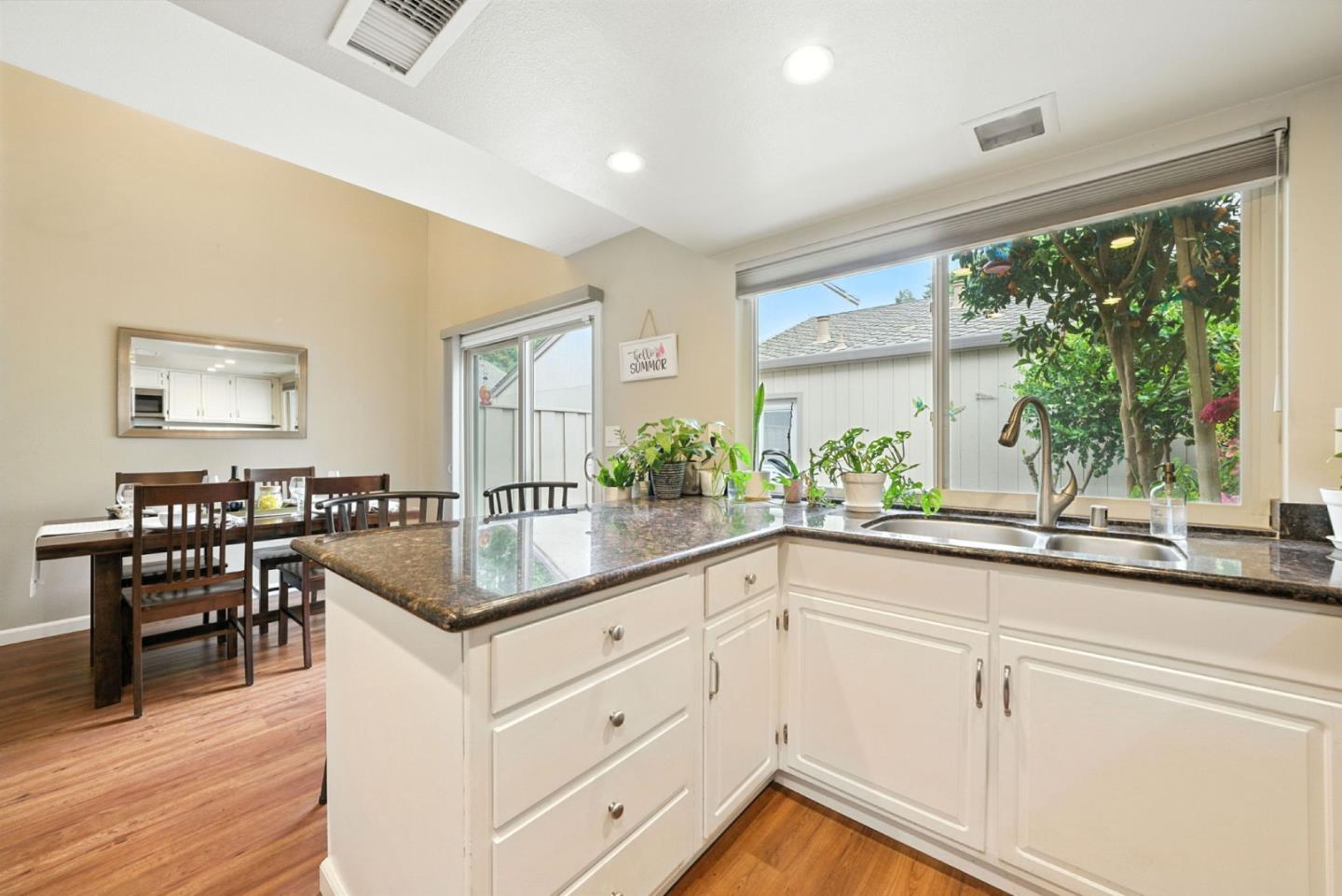 1522 Huddersfield Court