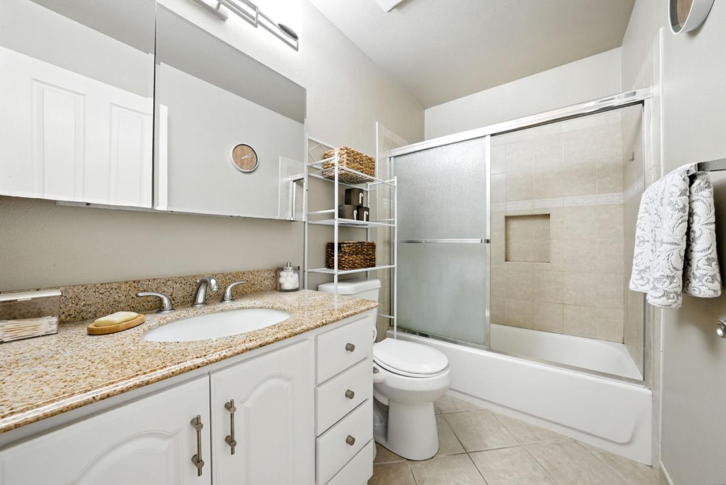 1522 Huddersfield Court