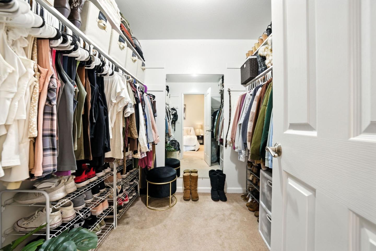 1522 Huddersfield Court