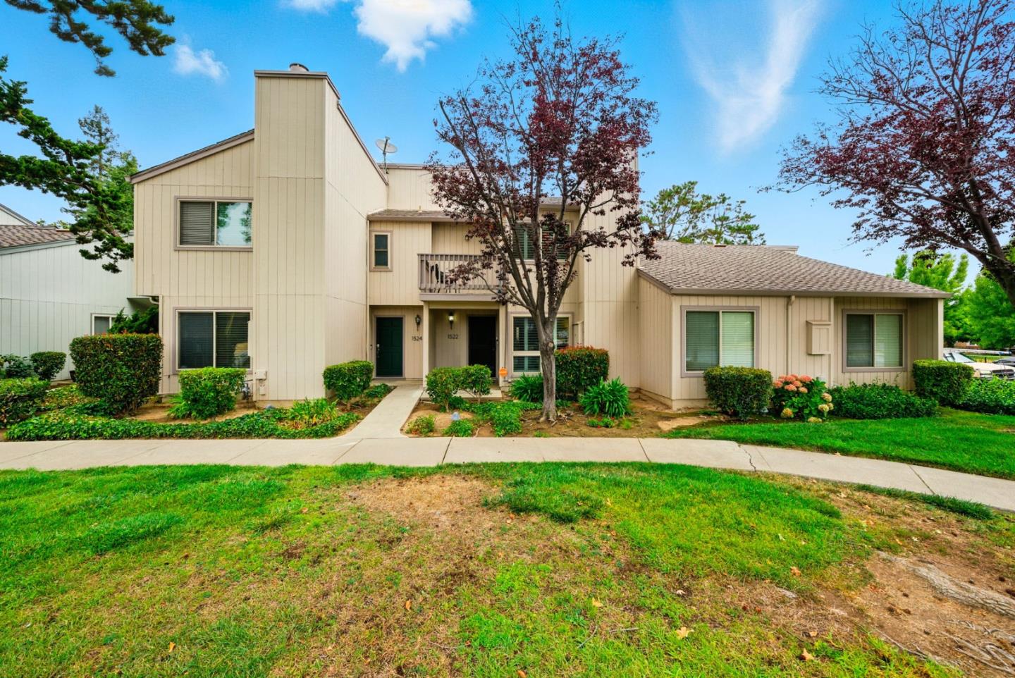 1522 Huddersfield Court