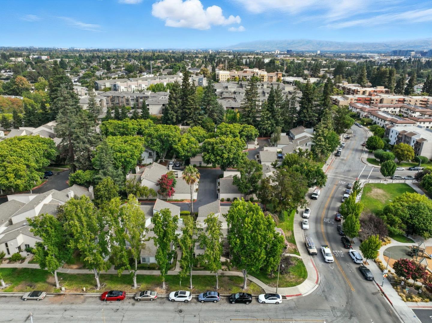 1522 Huddersfield Court