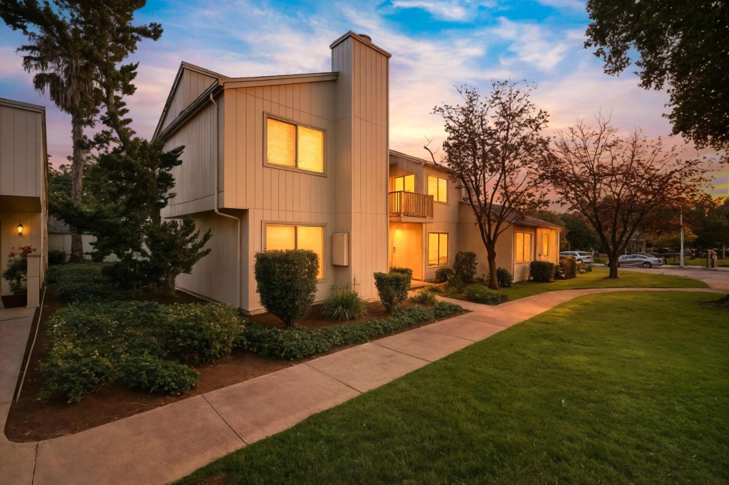 1522 Huddersfield Court