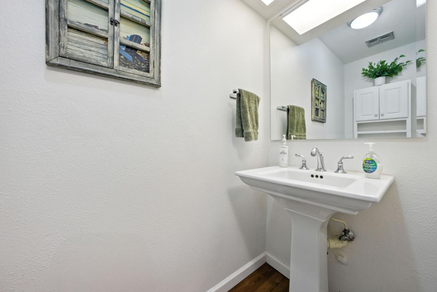 1522 Huddersfield Court