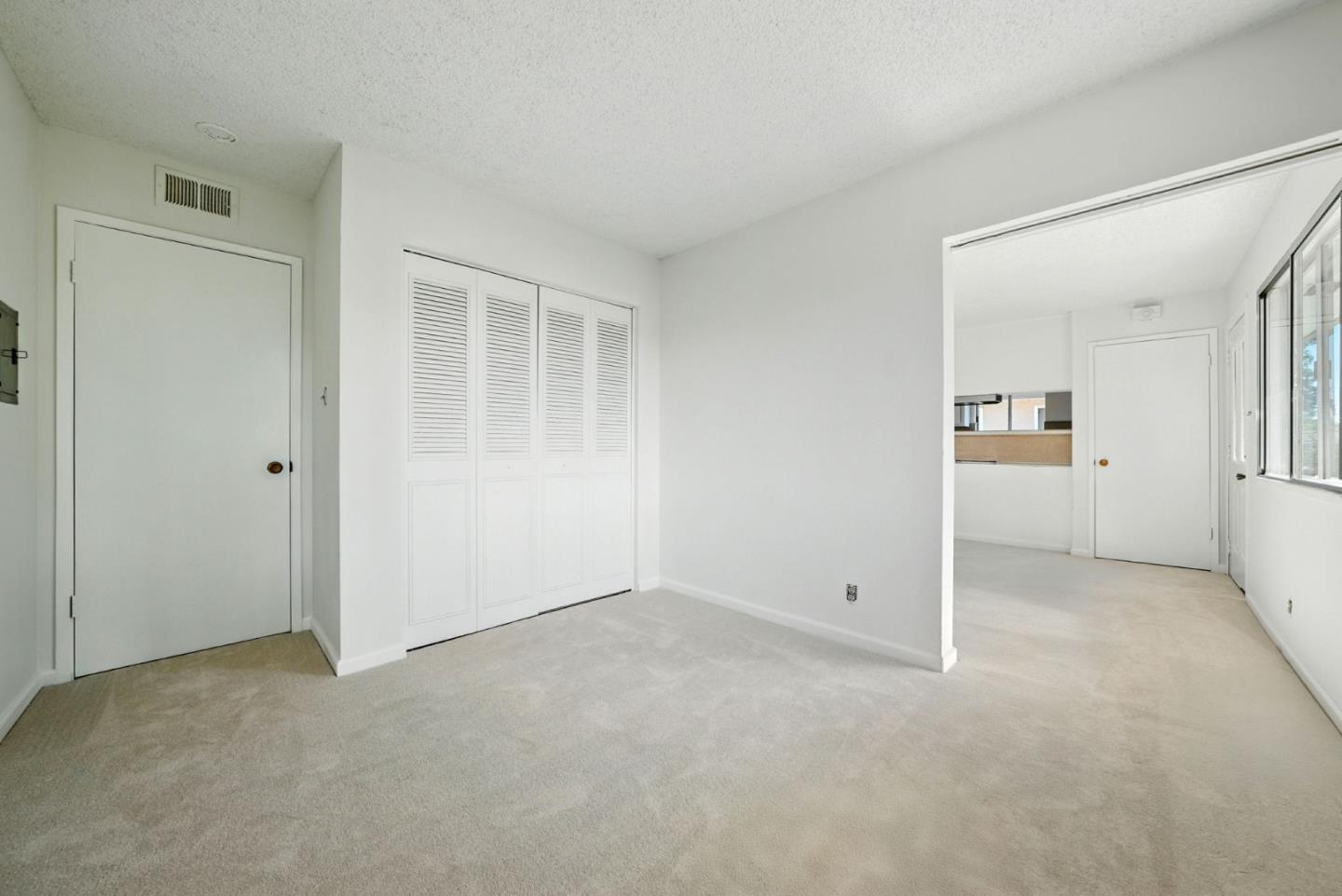 1264 Bouret Drive 4