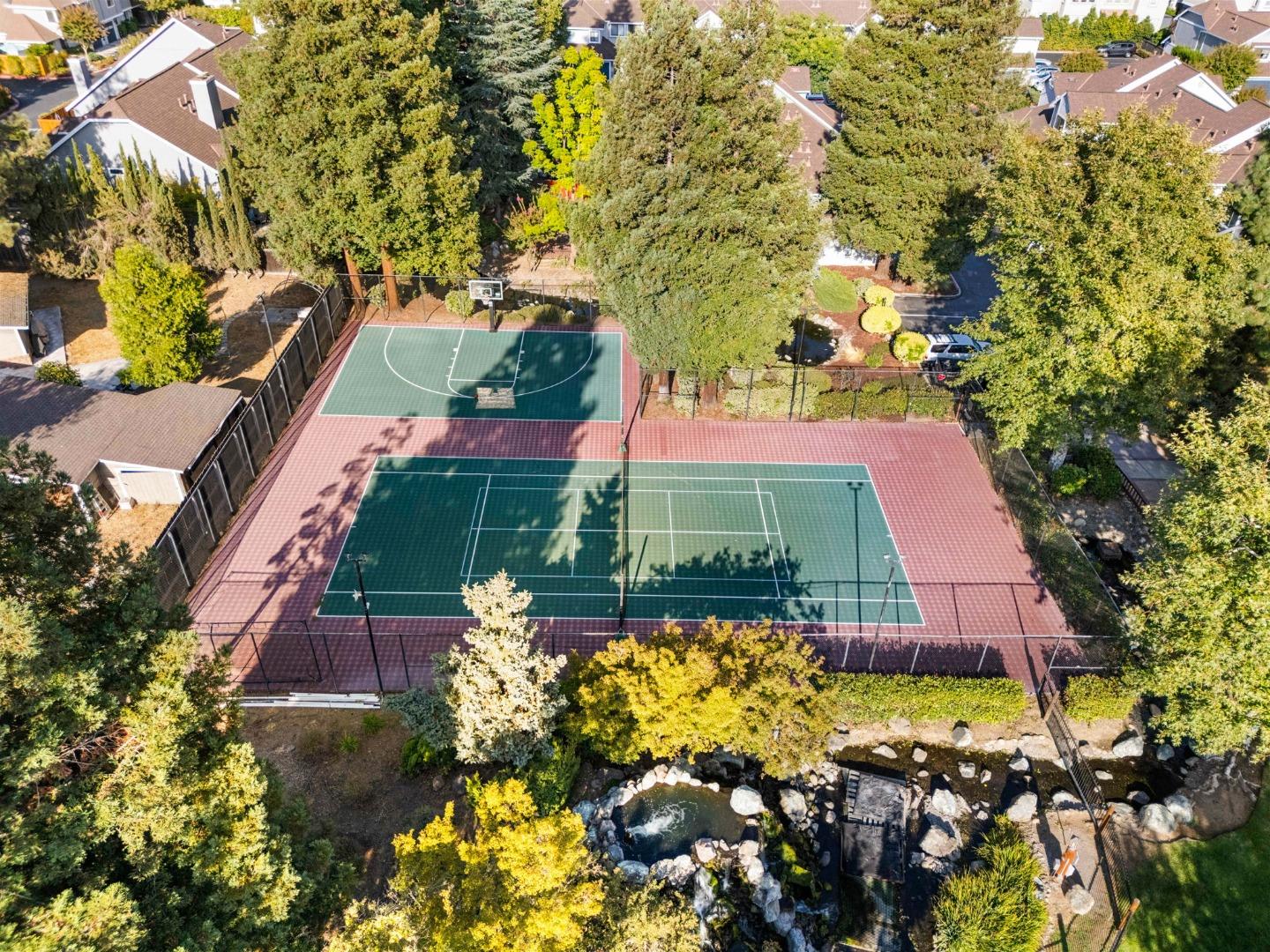 516 Creekside Lane
