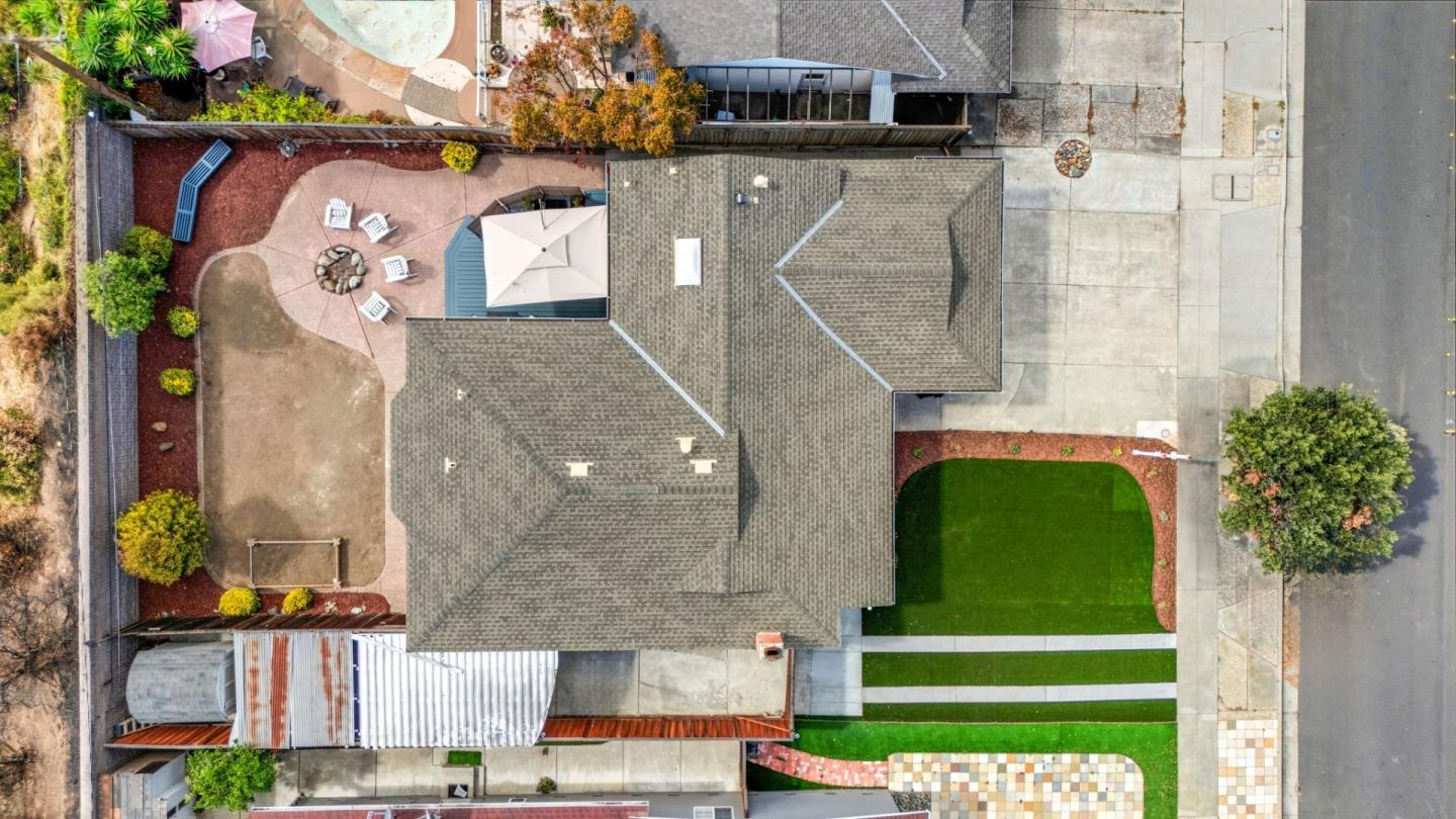 1448 Lansing Avenue