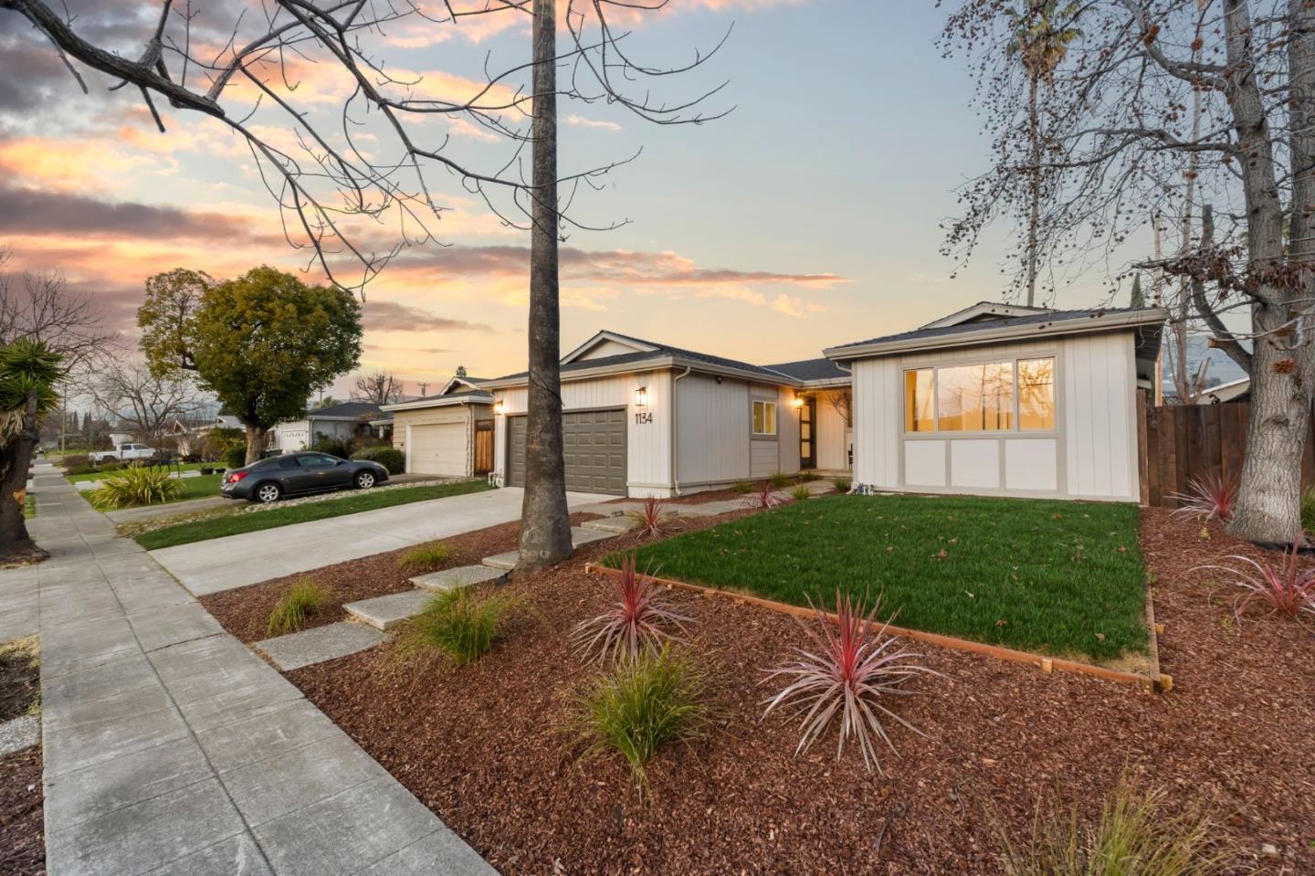 1134 Somerset Drive