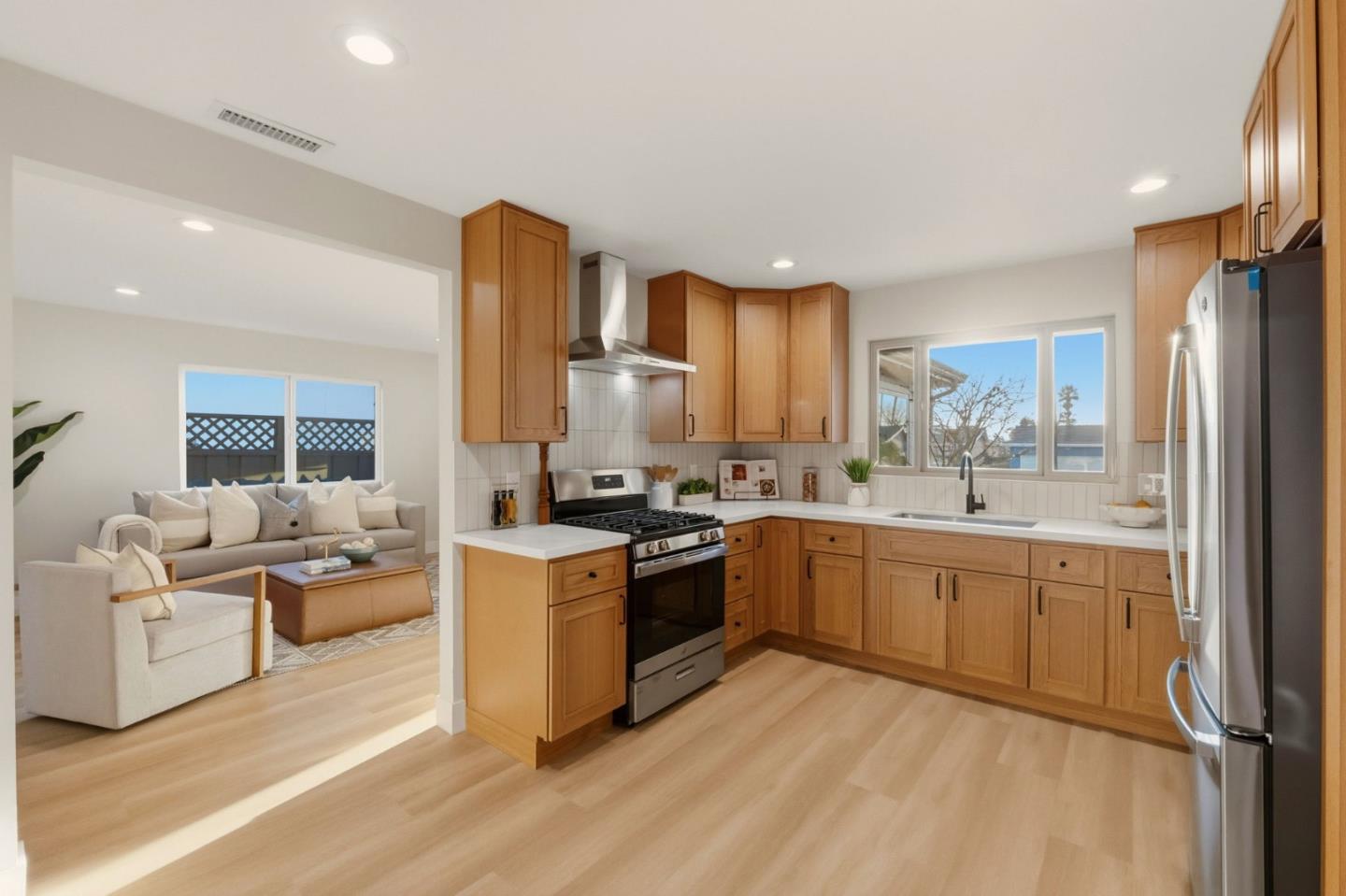 1134 Somerset Drive