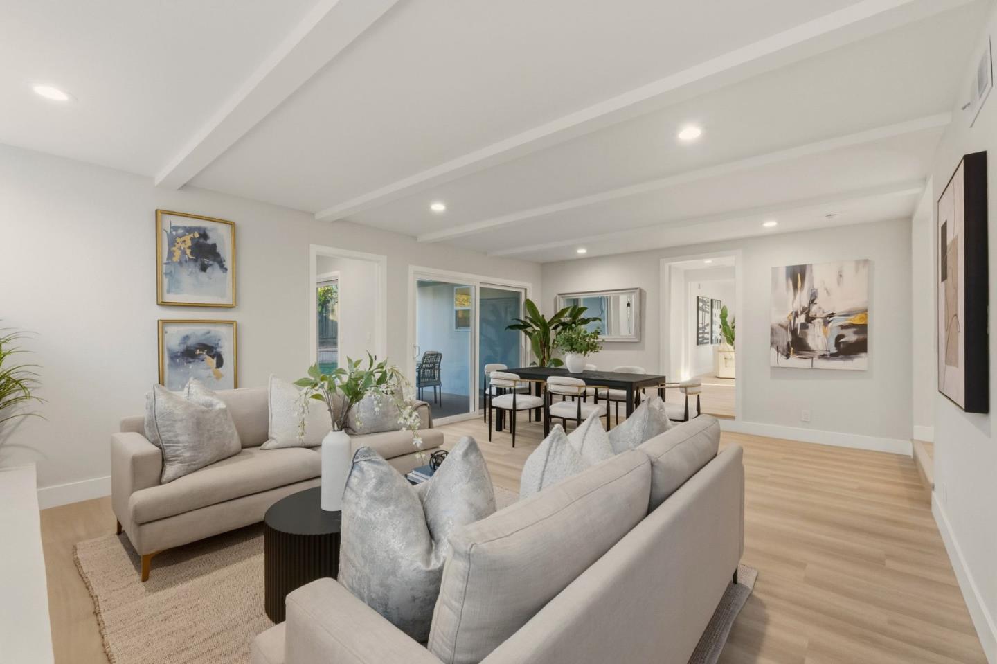 1134 Somerset Drive