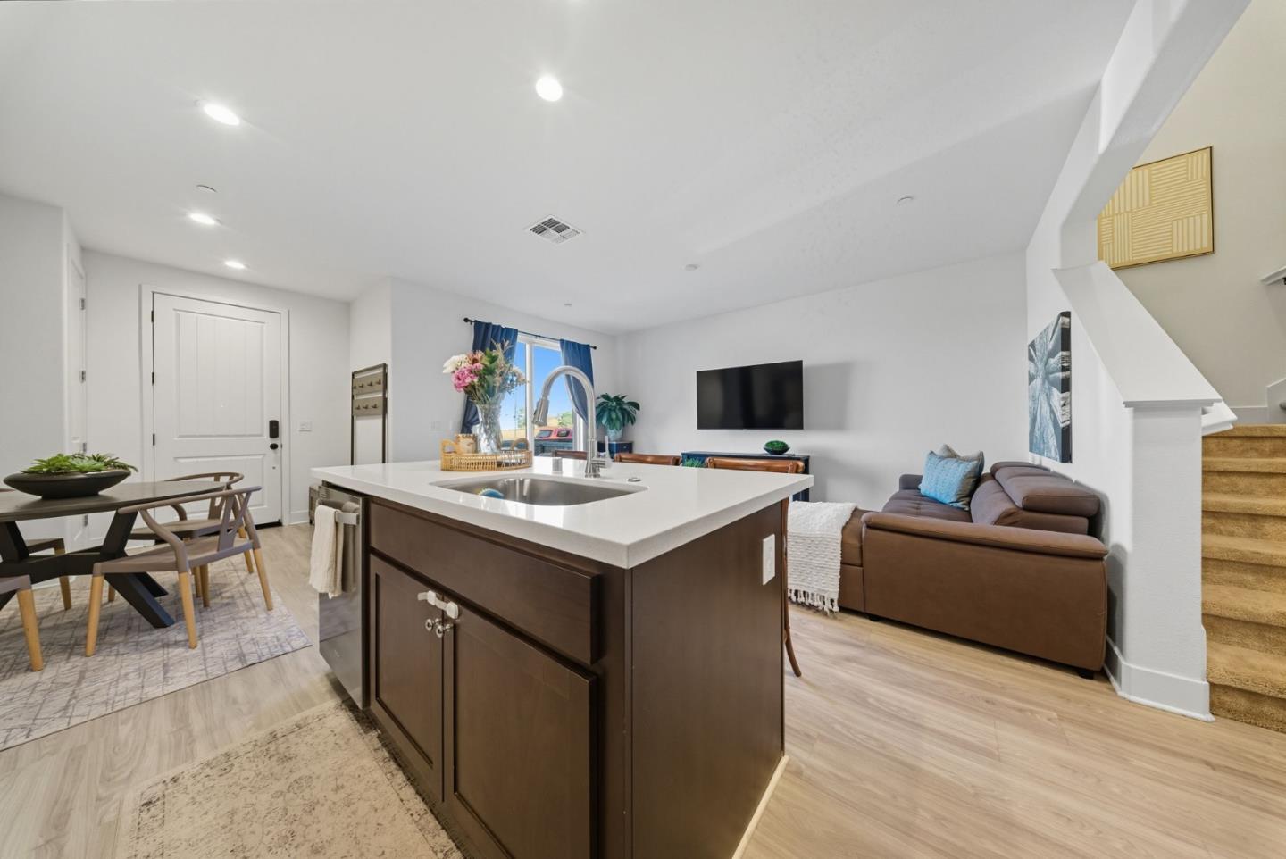 1335 Old Vine Lane