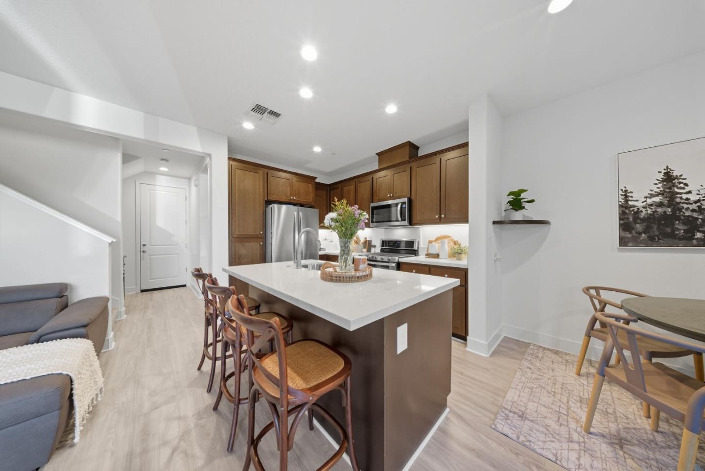 1335 Old Vine Lane