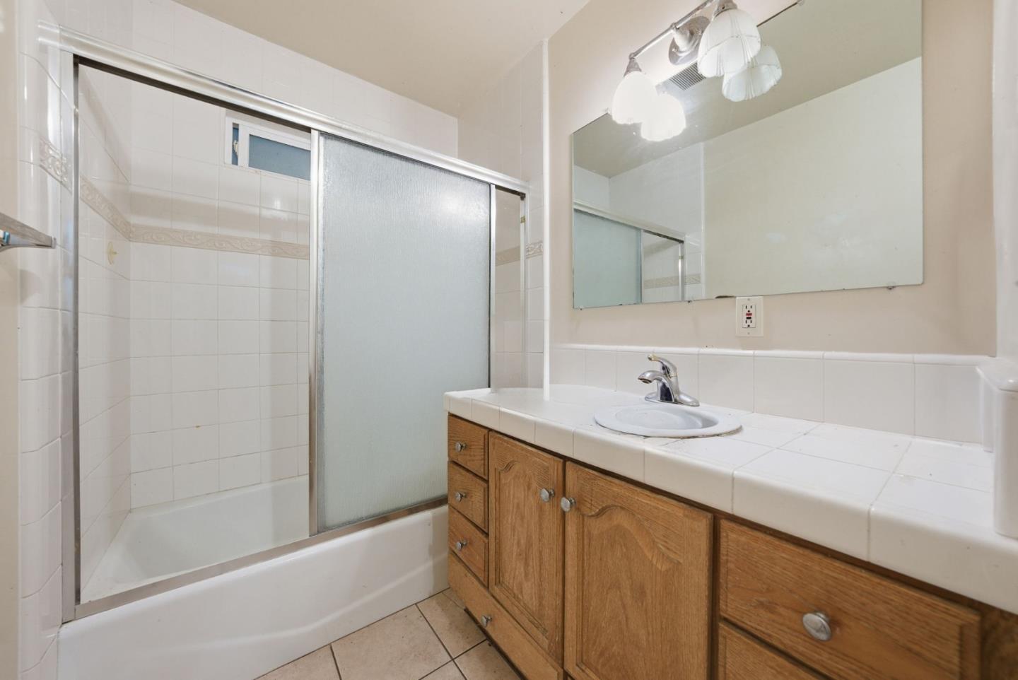 236 South Claremont Avenue