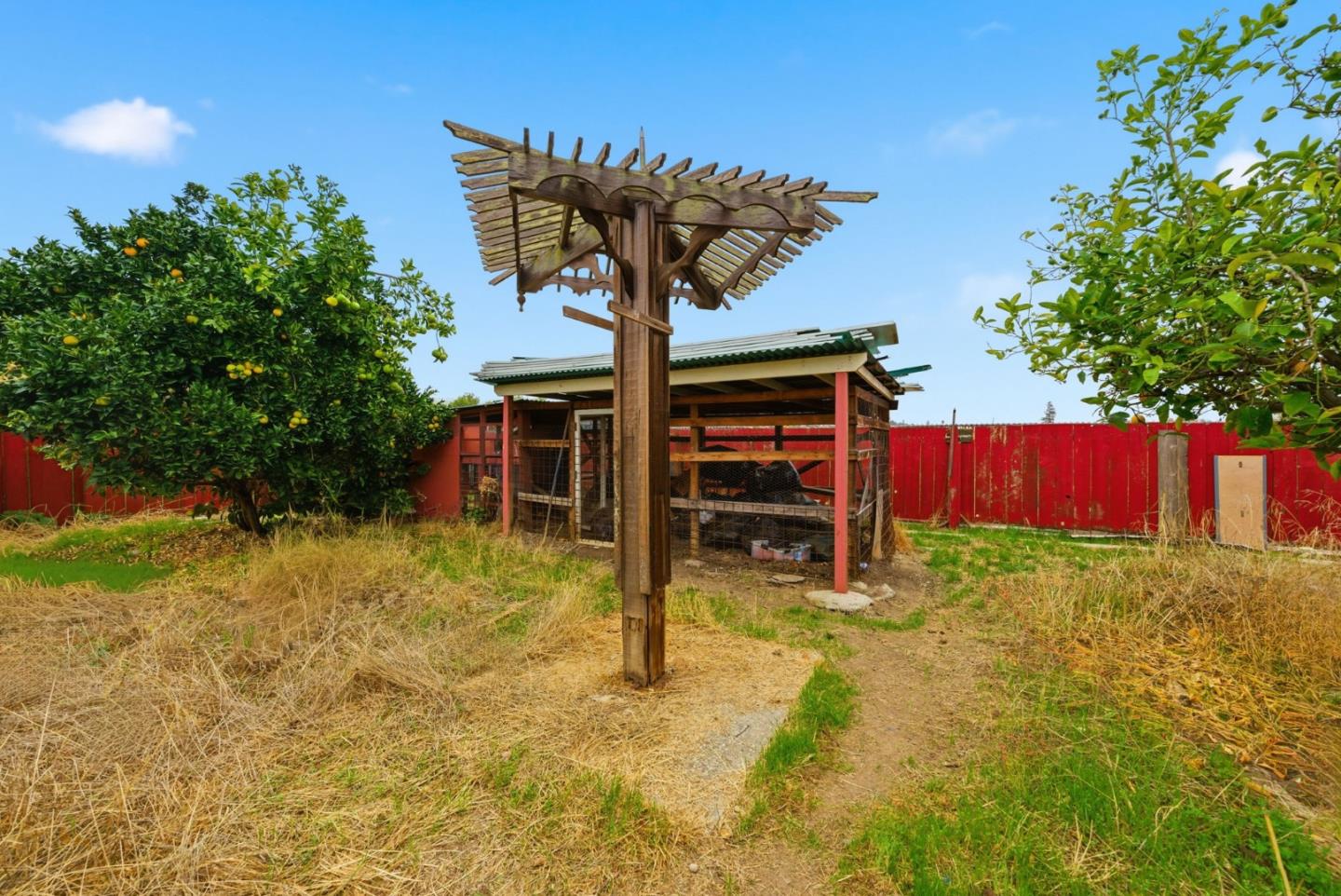 236 South Claremont Avenue