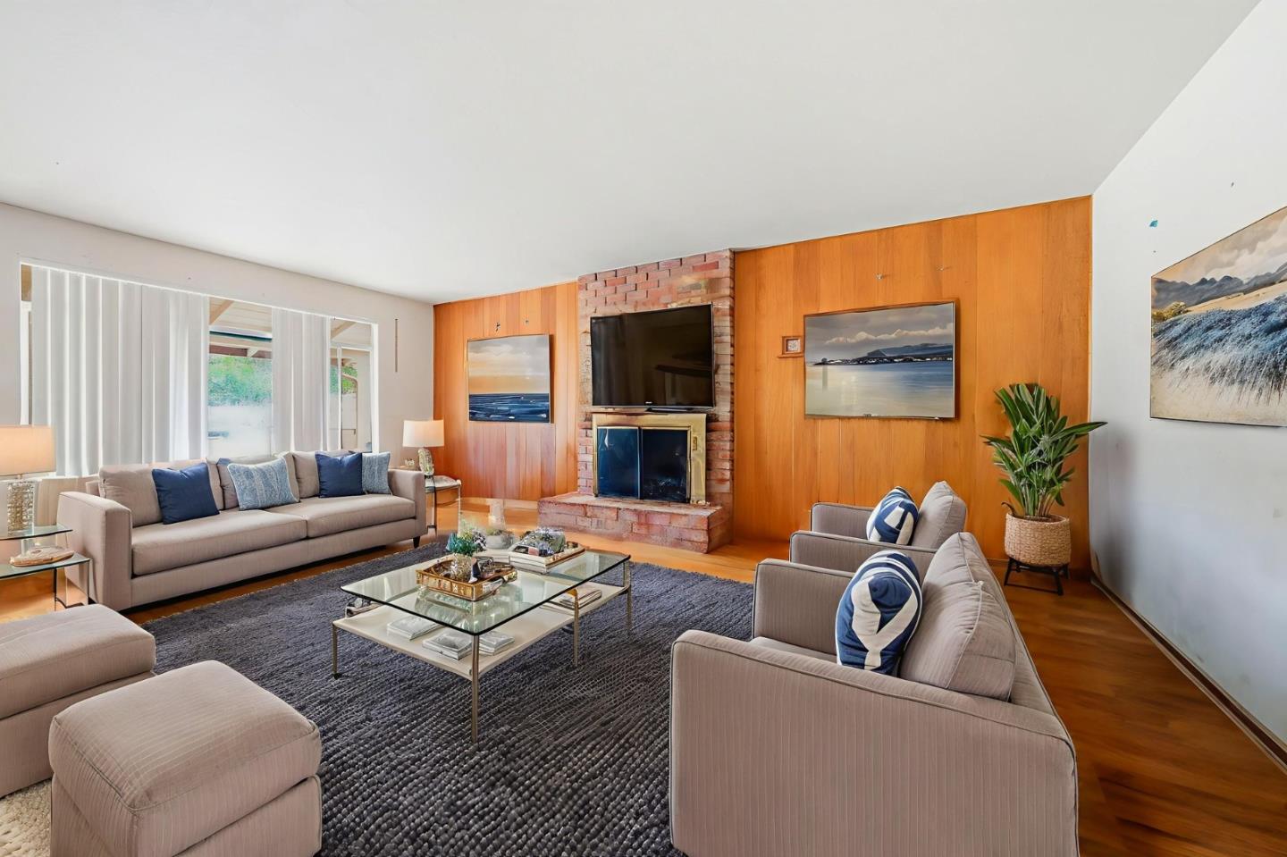 236 South Claremont Avenue