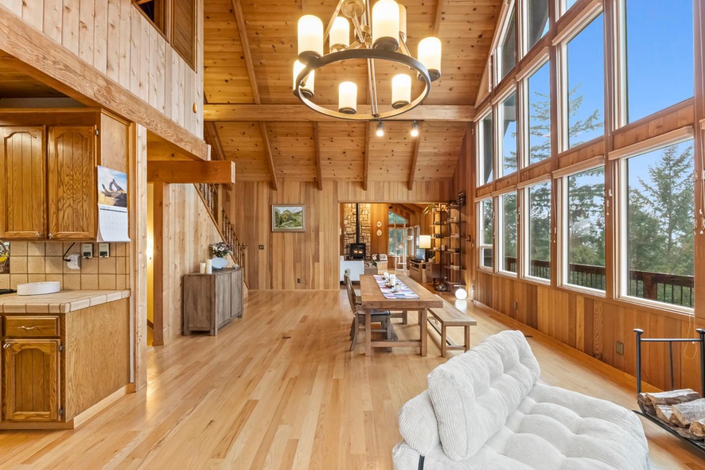 12351 Indian Rock Way