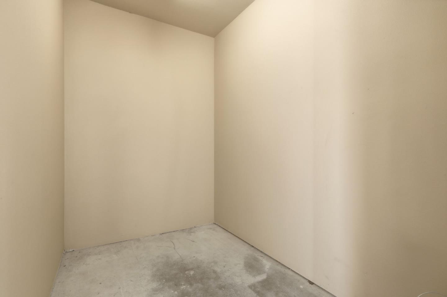 130 East San Fernando Street 24