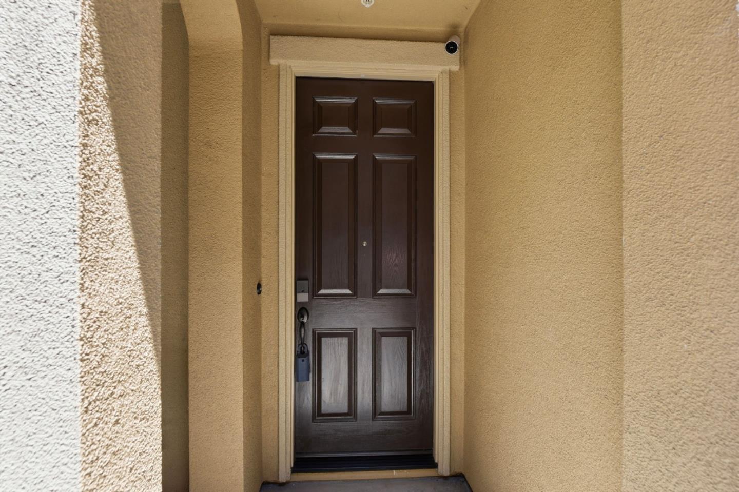 566 Almaden Walk Loop