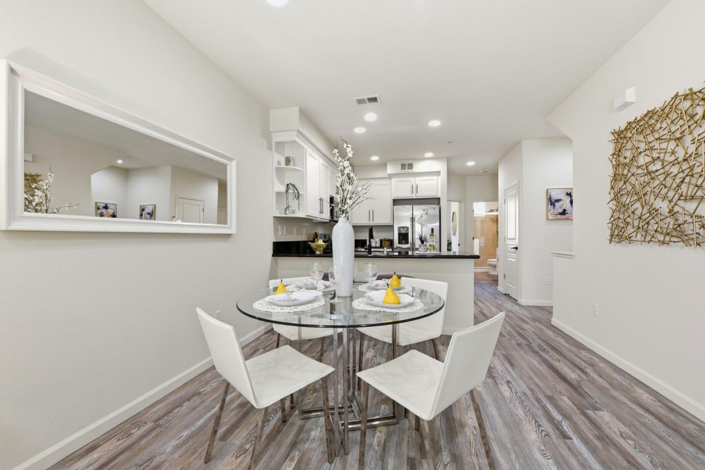 566 Almaden Walk Loop