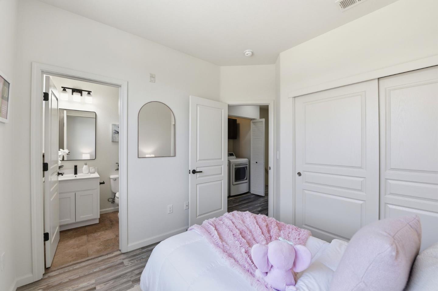 566 Almaden Walk Loop