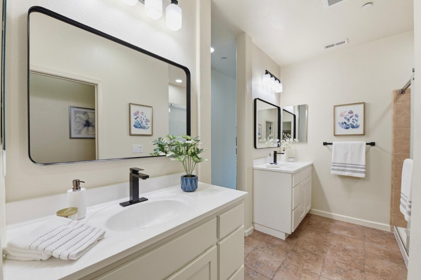 566 Almaden Walk Loop