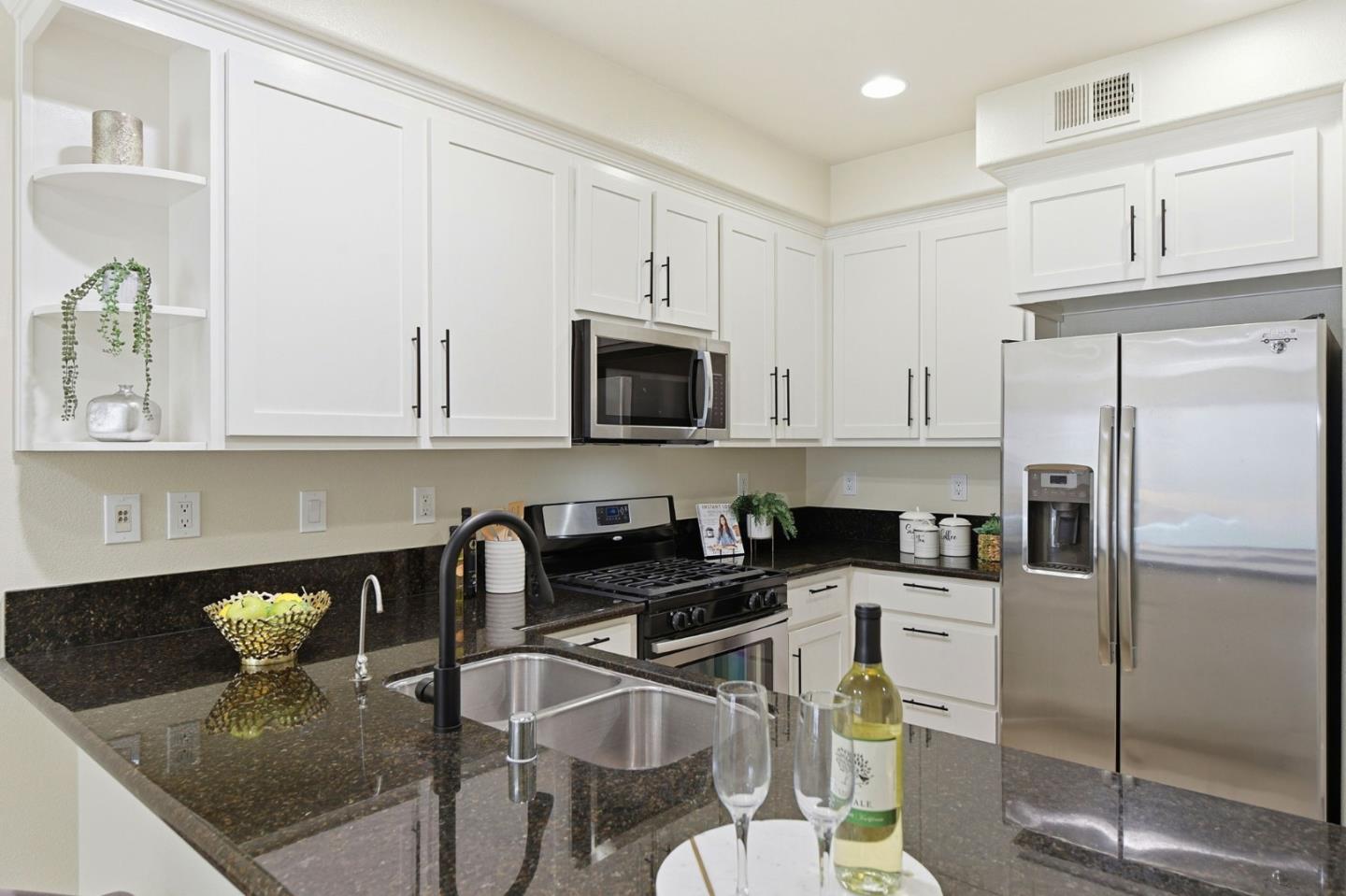 566 Almaden Walk Loop
