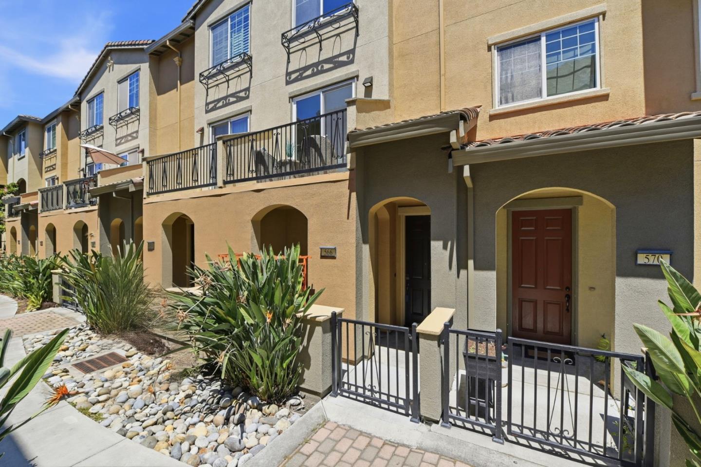 566 Almaden Walk Loop