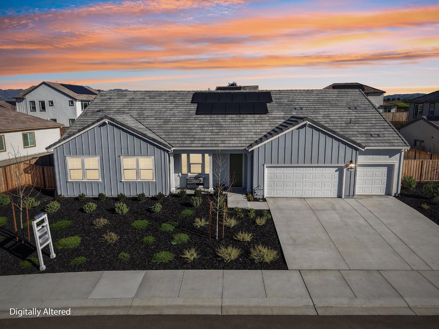 179 Luna Way