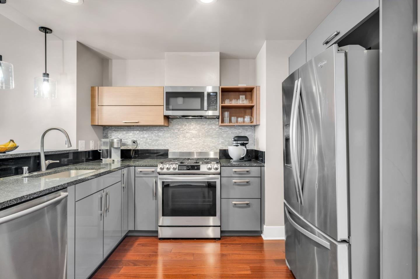 88 E San Fernando Street 1403