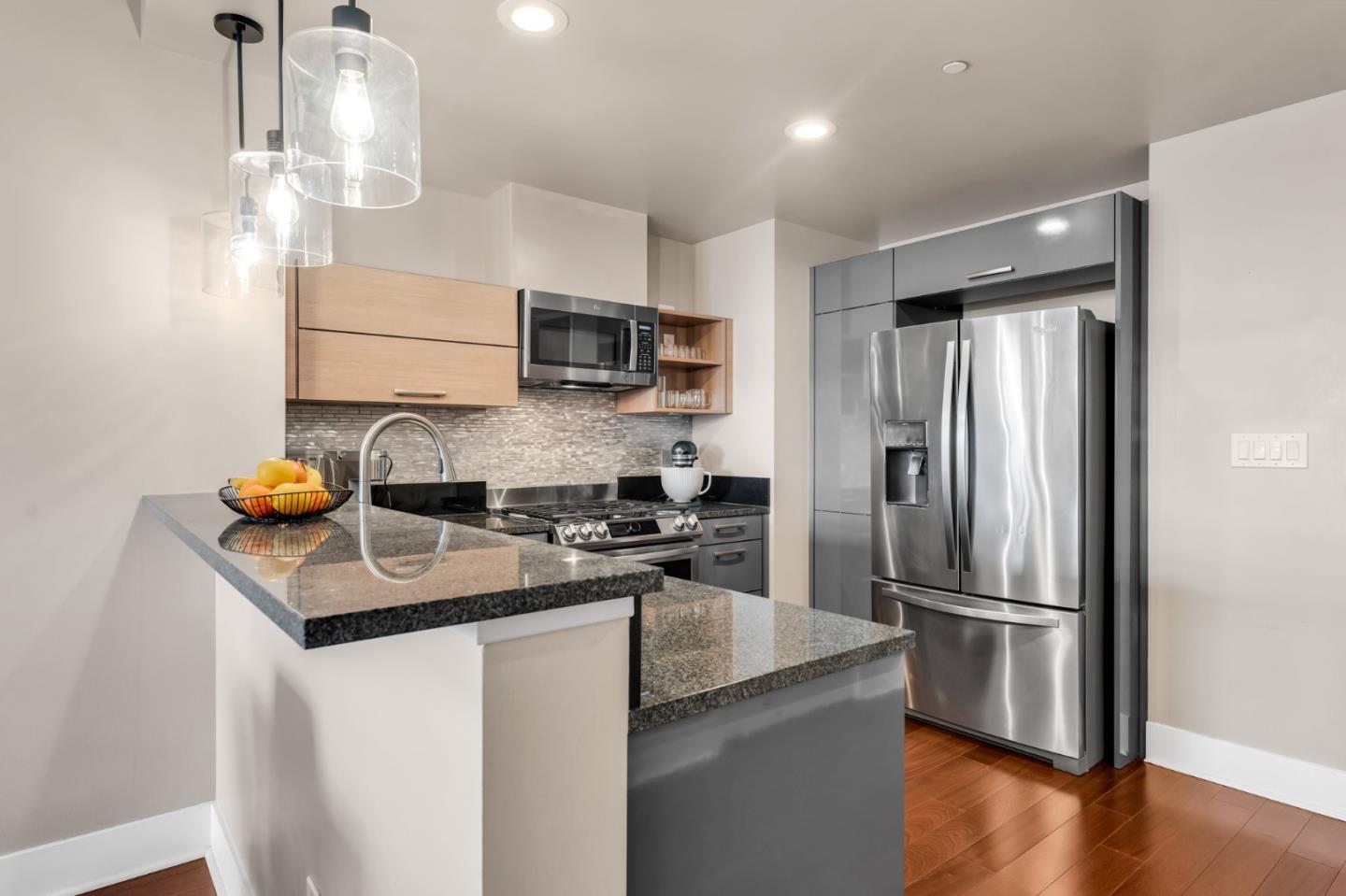 88 E San Fernando Street 1403