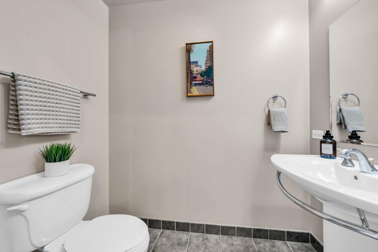 88 E San Fernando Street 1403