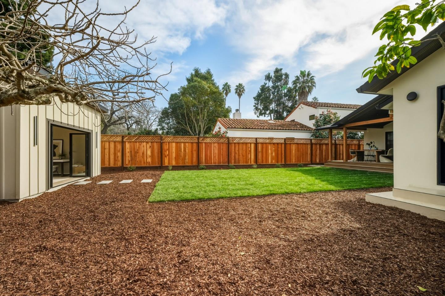 371 East Oakwood Boulevard