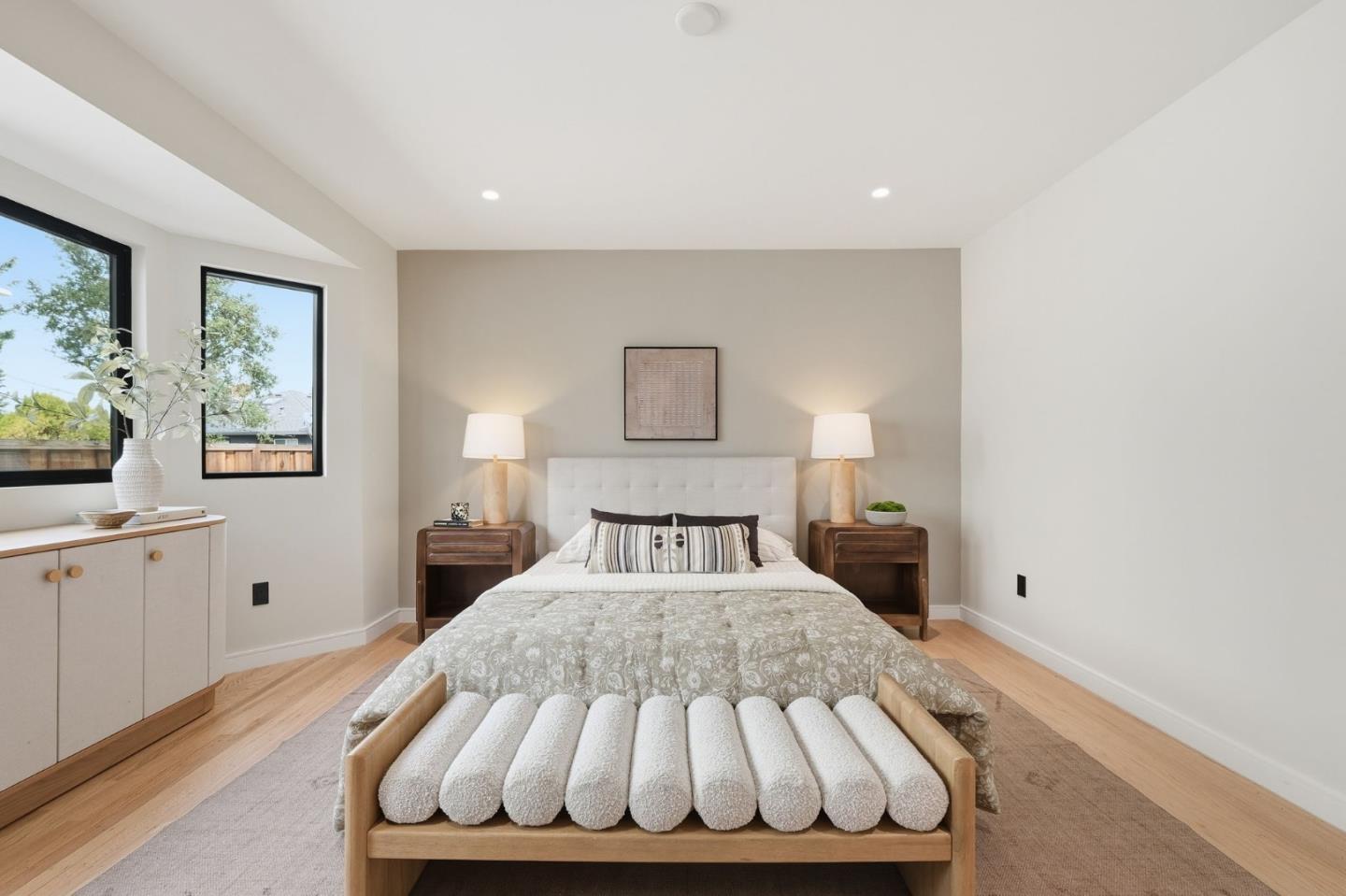 371 East Oakwood Boulevard